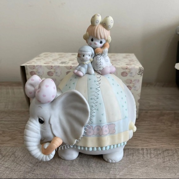 "Lets Keep In Touch" Musical Figurine